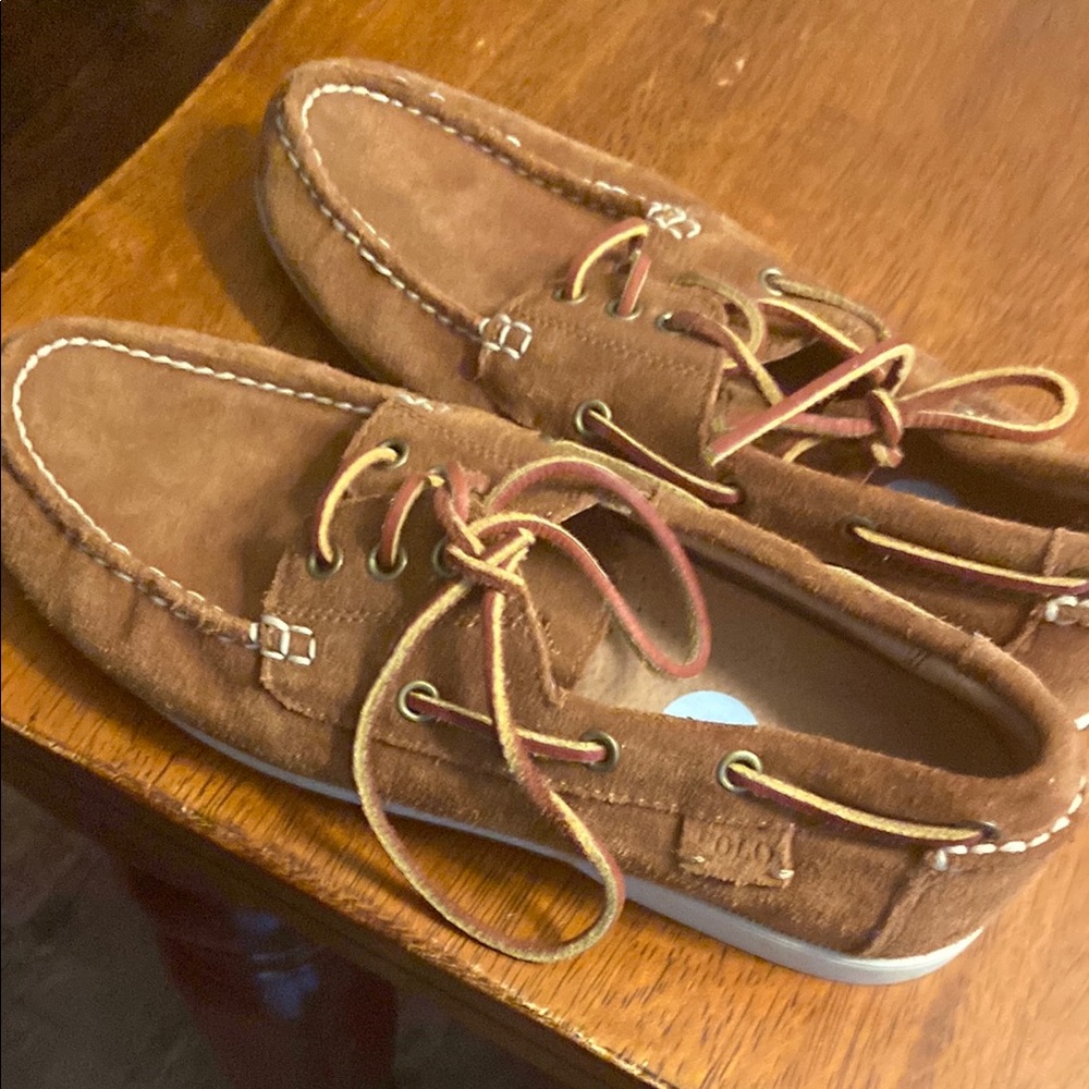 Brown Boat Shoes with Soft Suede Material and Classic Slip-On Design
